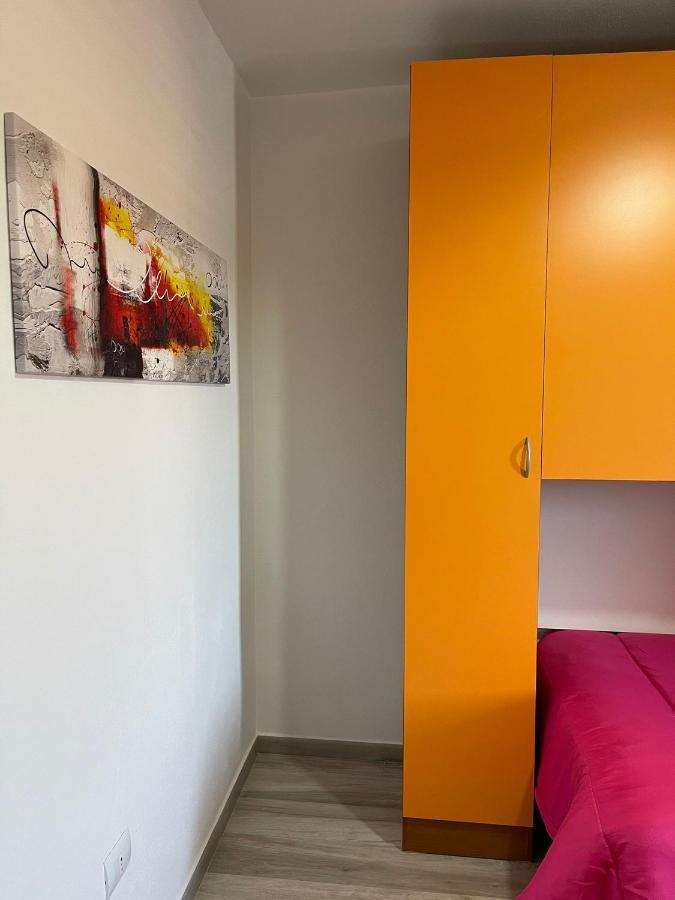 Апартаменты Casa Vacanze Sa Piazza Доргали Экстерьер фото