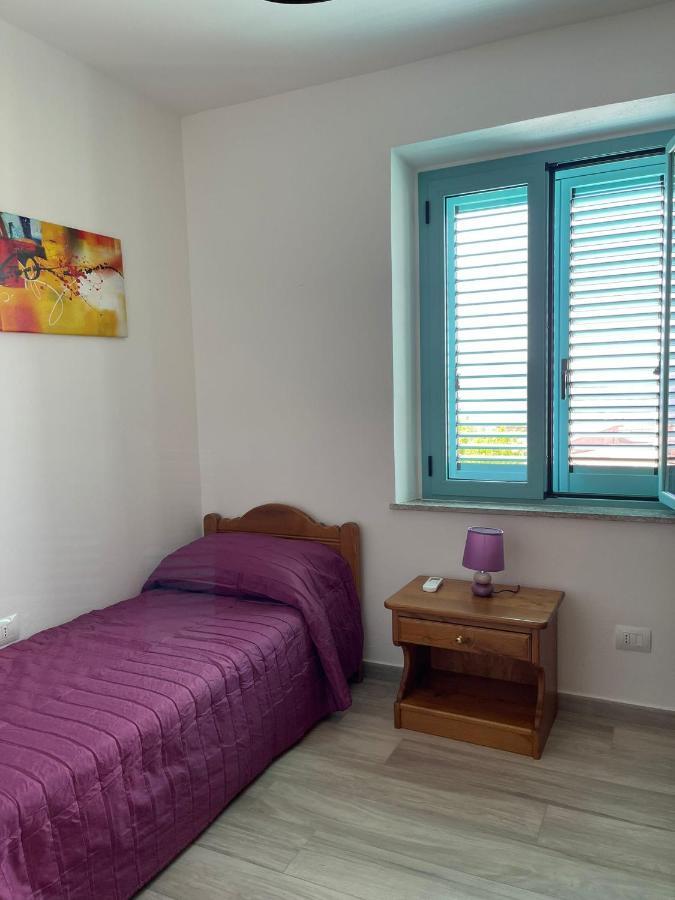 Апартаменты Casa Vacanze Sa Piazza Доргали Экстерьер фото